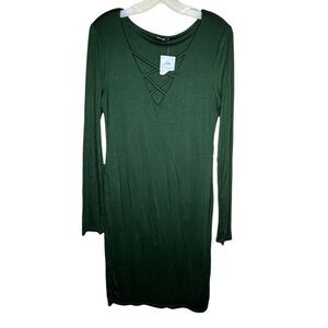 Popular Basics Dress nwt‎